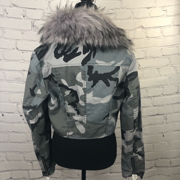 Coalition L.A. : Camouflage Cropped Jacket. Multiple Sizes: S,M,L, XL - Picture 5 of 15